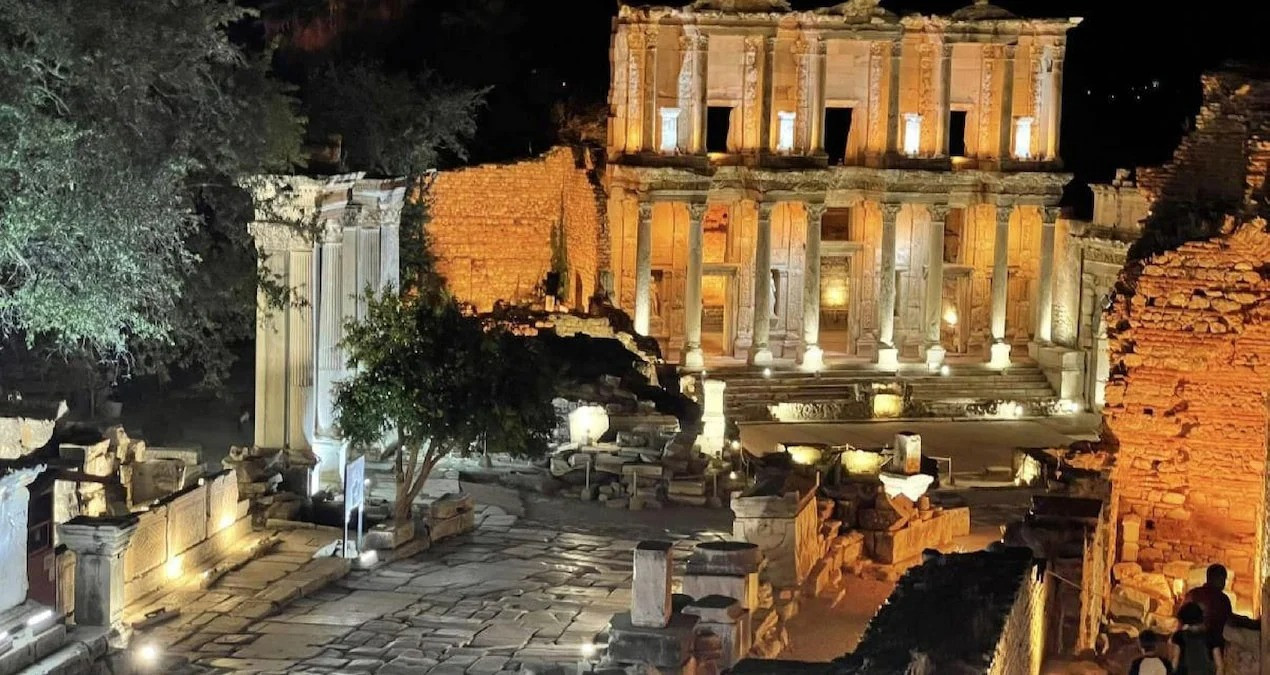 Gece Müzeciliğine Tarihi İlgi: 2025 Sezonunda 554 Binden Fazla Ziyaretçi!