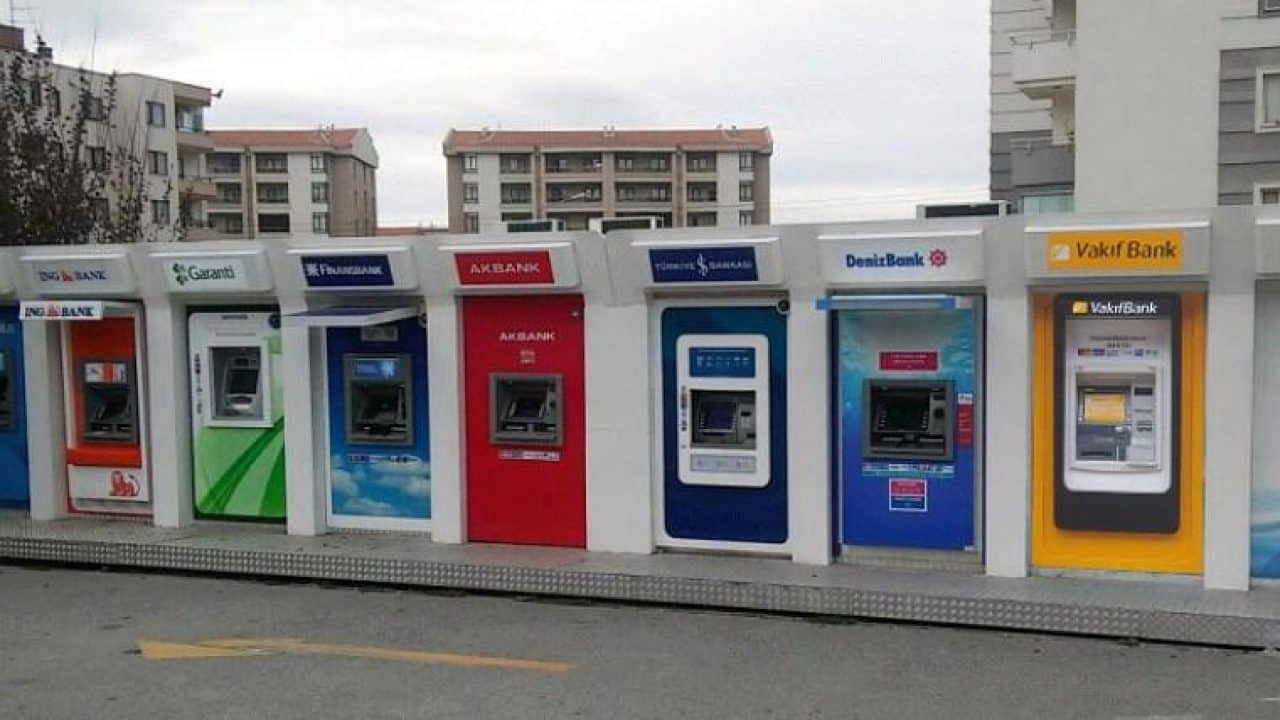 ATM’lerde Sistem Değişiyor: Para Çekme Limitlerine Şube İçi ve Şube Dışı Ayrımı Geliyor…