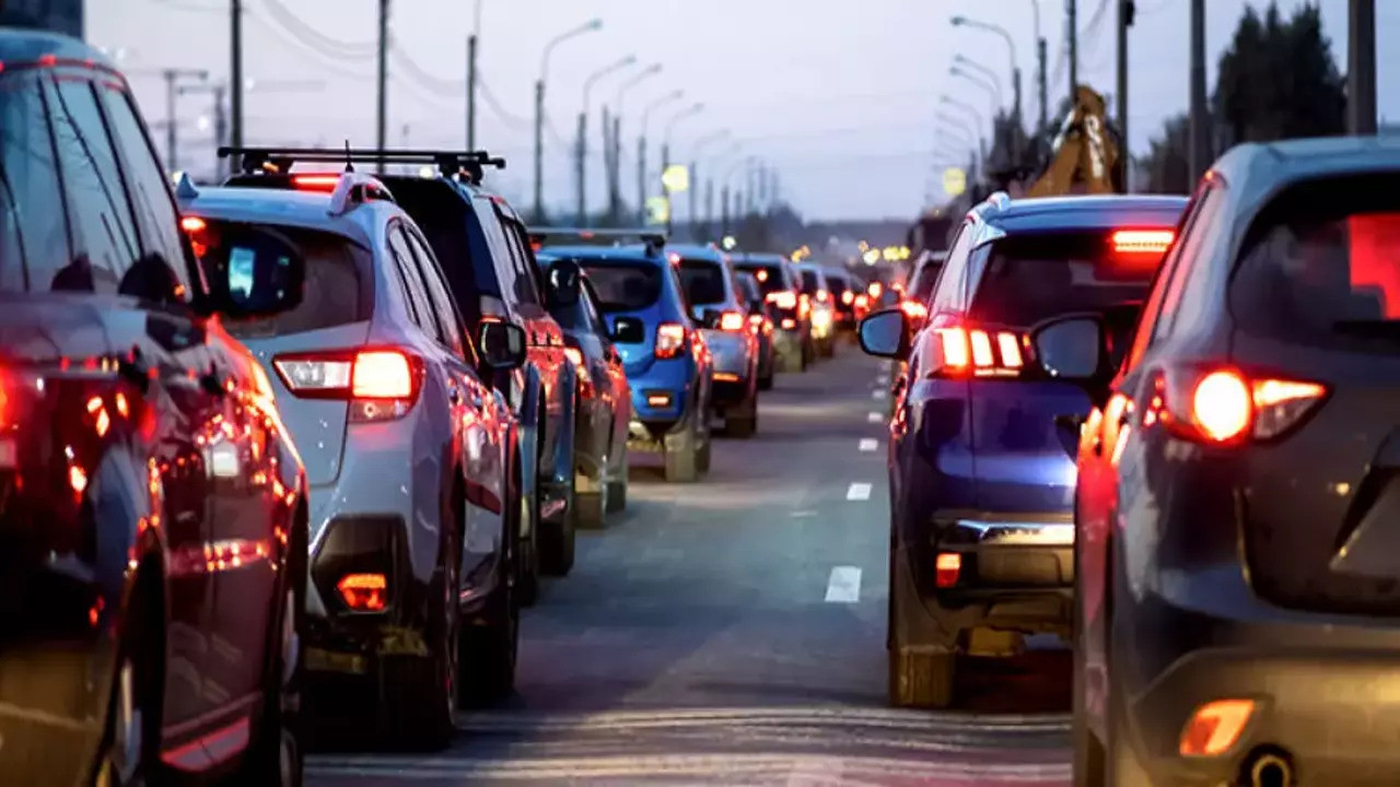 Ticaret Bakanlığı Açıkladı: 6 Ay ve 6 Bin Kilometre Kısıtlaması Uzatıldı! İşte Yeni Kurallar...