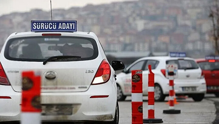 AYM'den Ehliyet Düzenlemesi! Aday Sürücülerin Belgesi İptal Edilemeyecek