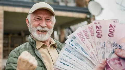 2000 Sonrası Emekliye İntibak Müjdesi! Maaşlara Ciddi Bir Fark Yansıyacak!