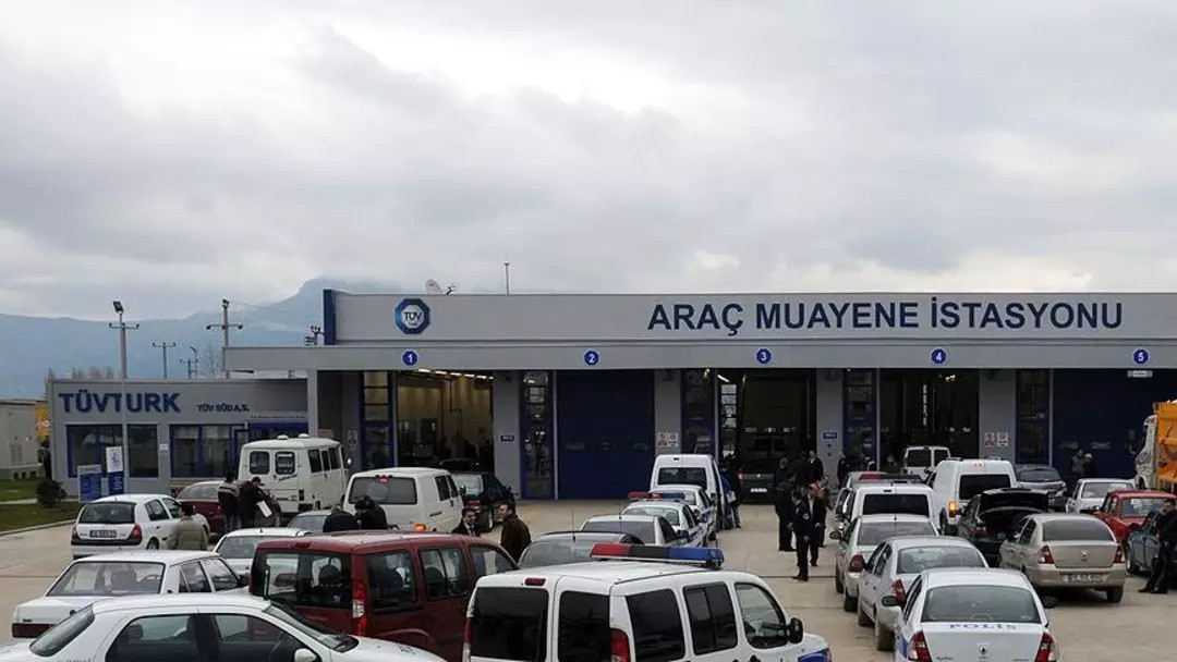 Araç Muayenesinde Yeni Dönem Başladı: Vatandaştan Kart Komisyonu Alınamayacak!