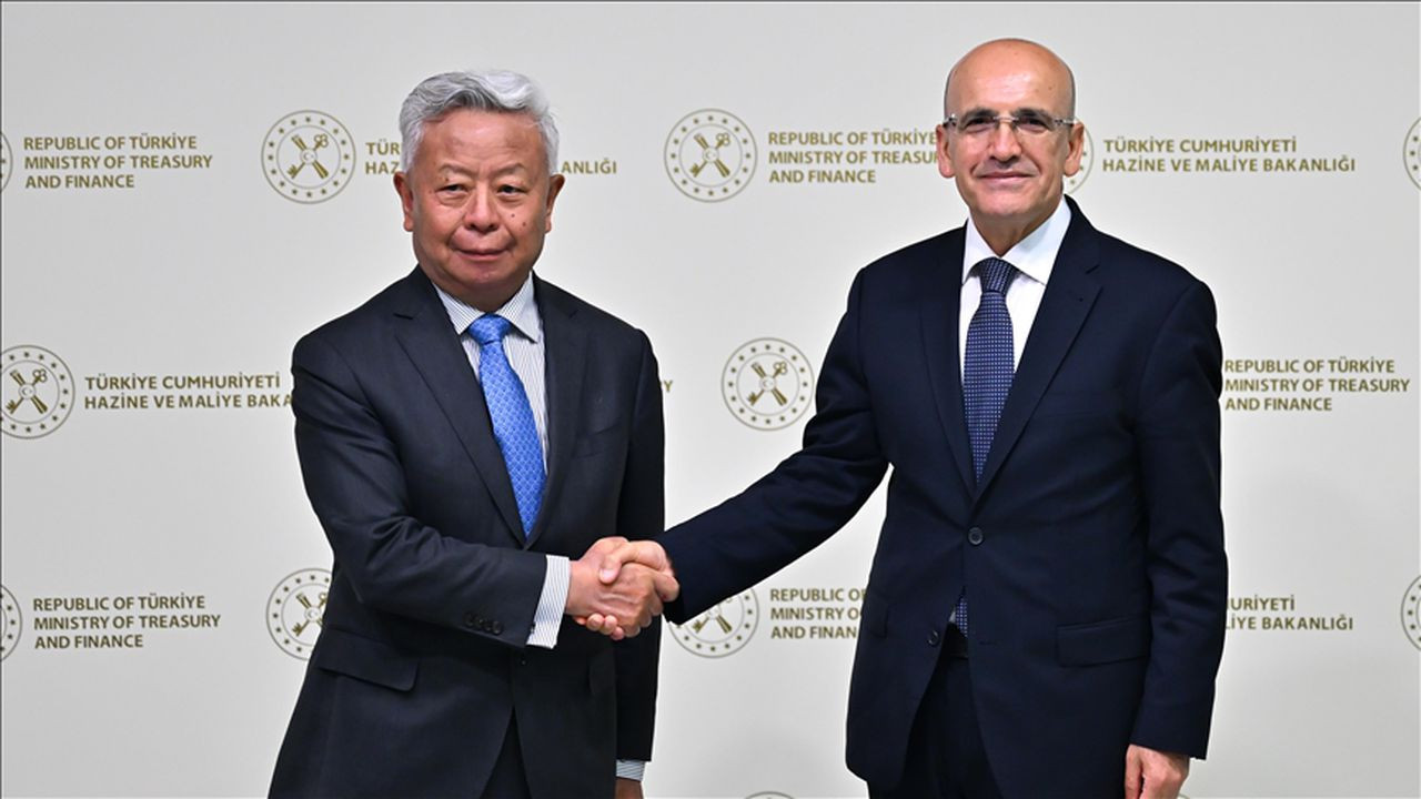 Asya Altyapı Yatırım Bankası'ndan Türkiye'ye 5 Milyar Dolarlık Dev Destek!