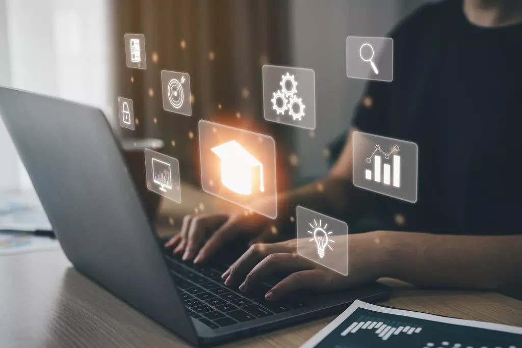 Doğru Domain Seçimiyle Marka Oluşturma: Dijital Başarının Temel Adımları