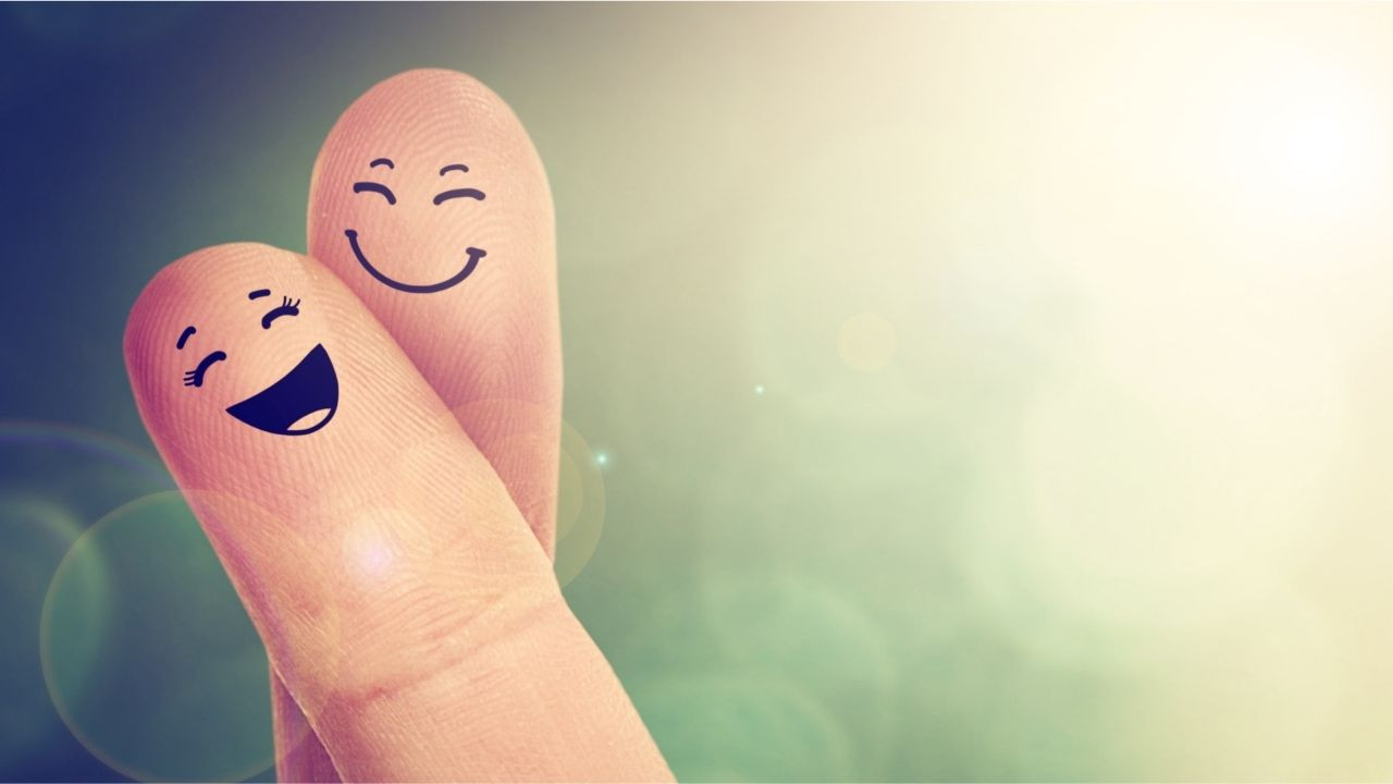 Dünya Mutluluk Günü'nde Mutlu Hissetmenin 6 Faydasına Dair