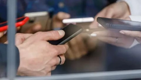 EFT ve Havale ile IBAN Para Gönderirken Dikkat! Bu 4 Detayı Gözden Kaçıran Yandı!