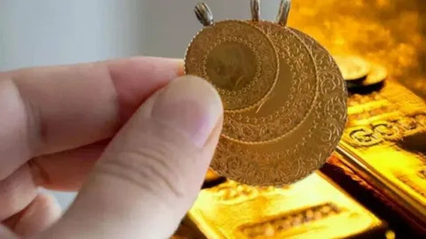 Altın Güne Düşüşle Başladı! Bugün Gram Altın Ne kadar? İşte 24 Nisan 2025 Güncel Altın Fiyatları…