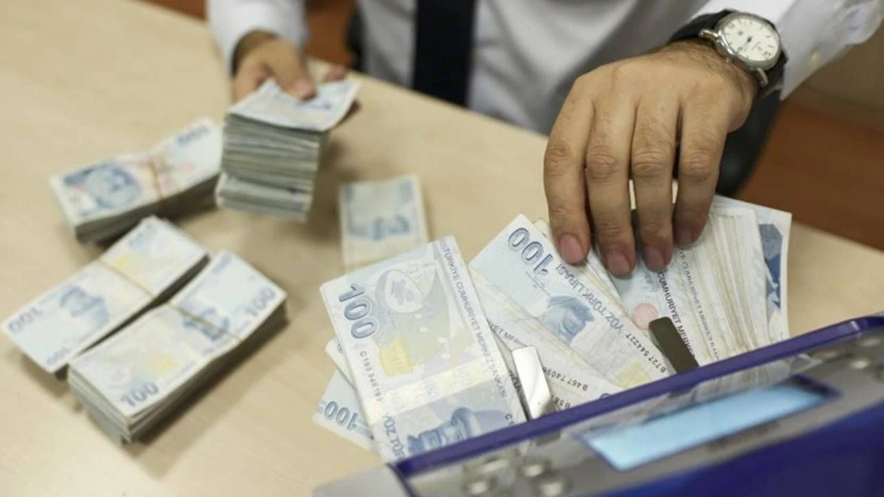 Nakit İhtiyacı Olanlara Gün Doğdu: Üç Bankadan Faizsiz 75.000 TL İmkanı!