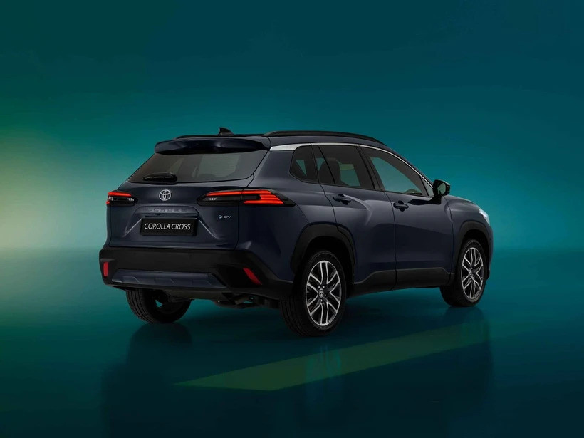 Toyota, Yenilenen Corolla Cross Hybrid'i Tanıttı: Türkiye'ye 2025'in İkinci Yarısında Geliyor