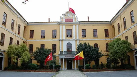 Türkiye'nin En Başarılı Liseleri Belli Oldu: İşte LGS 2024 Verileriyle Zirvedeki Okullar