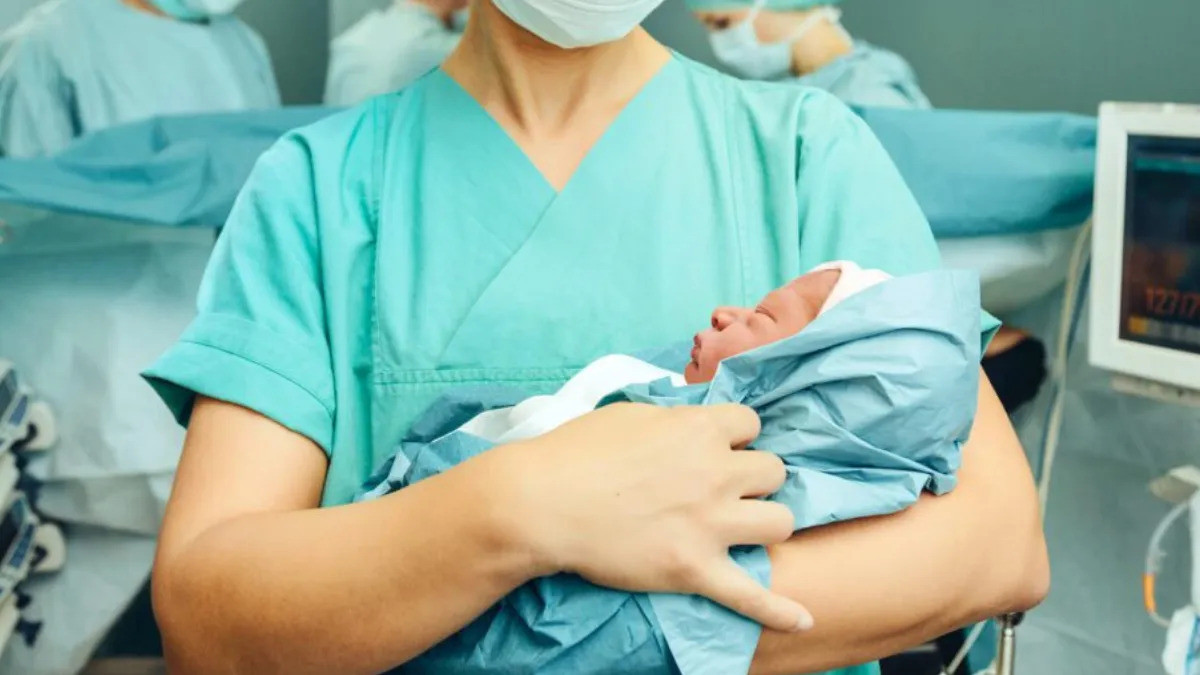 Ebelik Mesleği Yükselişe Geçti: Bağımsız Çalışma ve İş Garantisiyle Gençlerin Gözdesi Oldu!