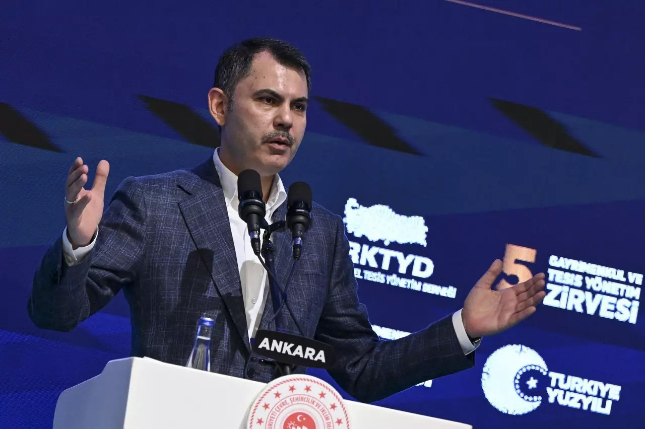 Bakan Kurum'dan Site Yönetimlerine Uyarı: Yüksek Aidatlara Son, Yetkilendirme Geliyor!