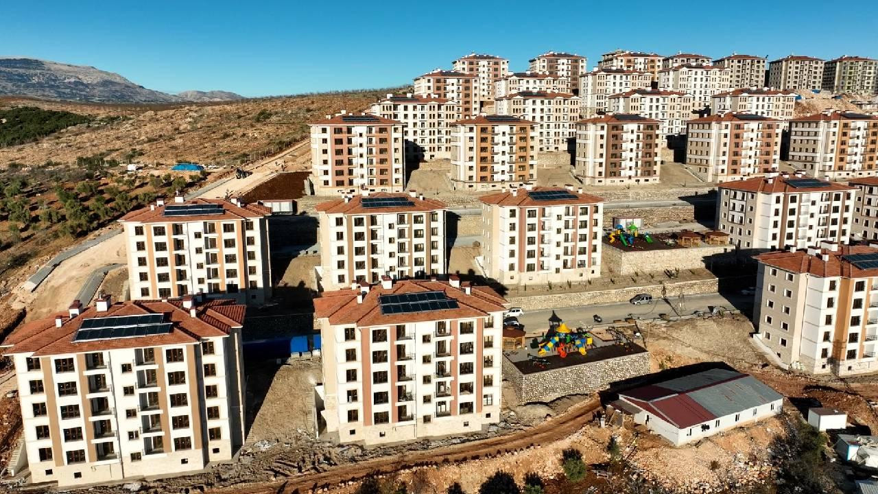 Bakan Kurum Duyurdu: Yangında Zarar Gören İllerde 350 Konutun Temelleri Ağustos'ta Atılıyor