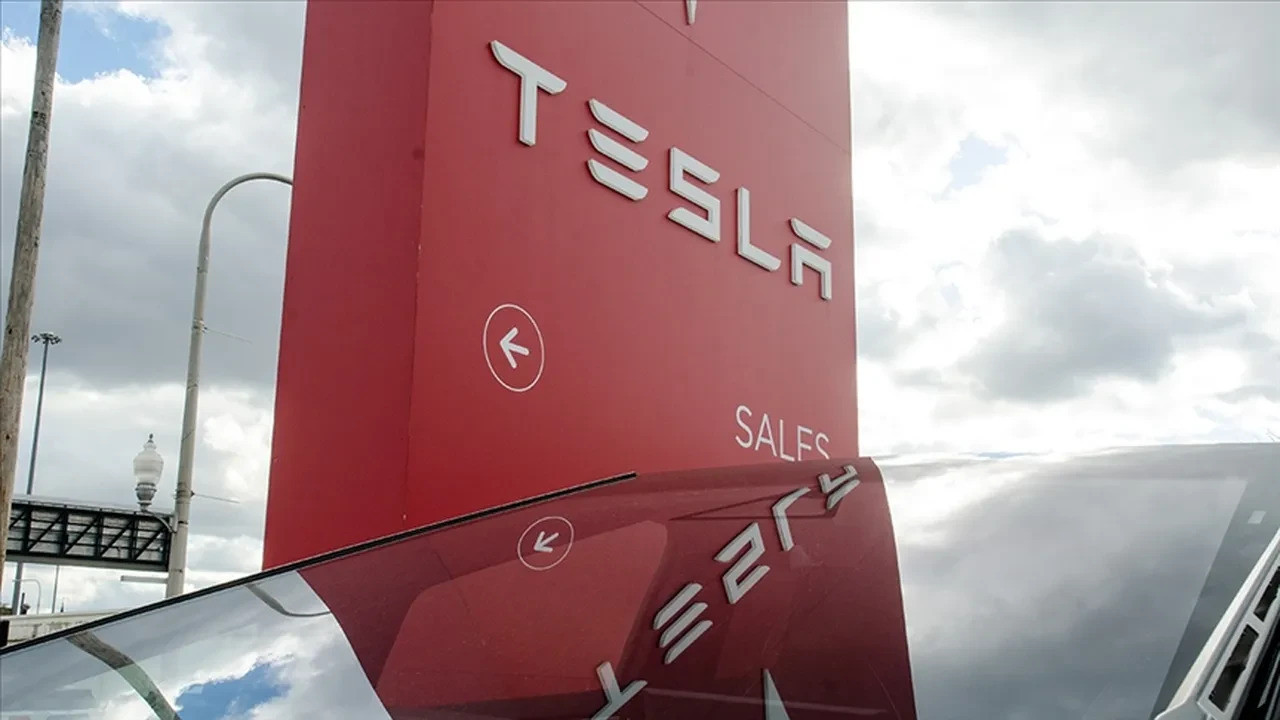 Tesla'ya 'Otopilot' Davasında Tarihi Ceza: Ölümlü Kaza İçin 243 Milyon Dolar Tazminat