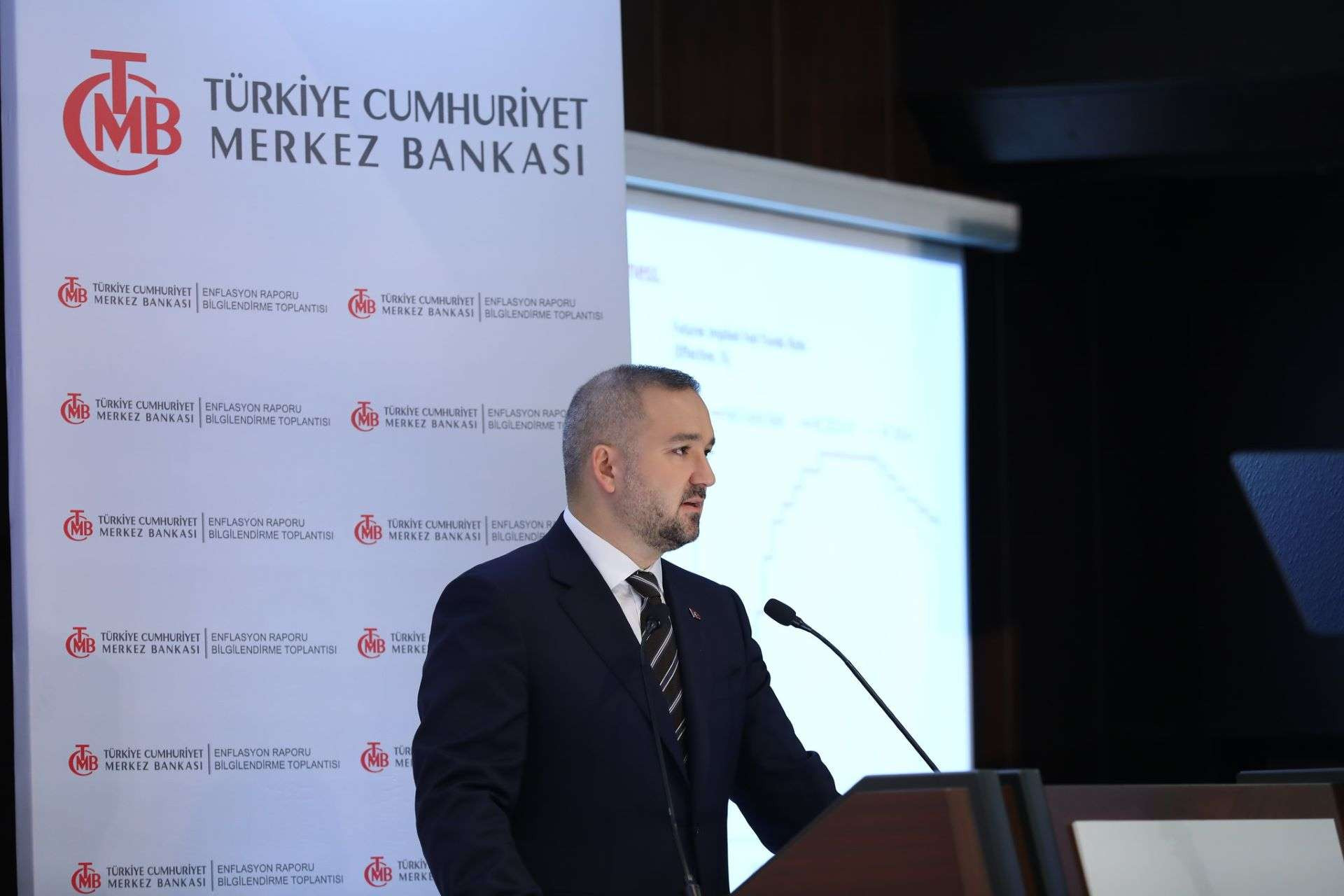 Merkez Bankası'ndan Enflasyon Raporu: Ana Eğilim Geçici Olarak Yükseldi