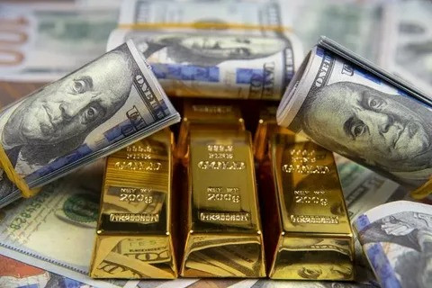 Merkez Bankası Faiz İndirimi Piyasaları Salladı: Dolar, Euro ve Altın Rekor Peşinde!