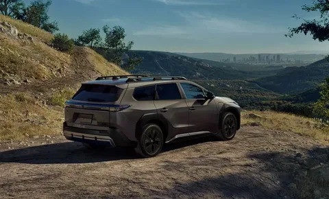 Toyota’dan Ezber Bozan Hamle: Yeni Elektrikli SUV bZ Woodland’ın Fiyatı Şaşırttı!