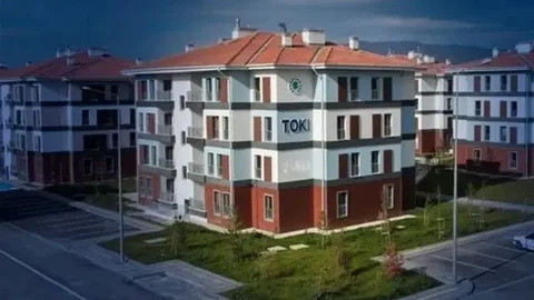 TOKİ Şubat 2026 Kura Takvimini Açıklandı:  İşte 2026 Şubat Ayı Kura Çekimine Dair Tüm Detaylar...