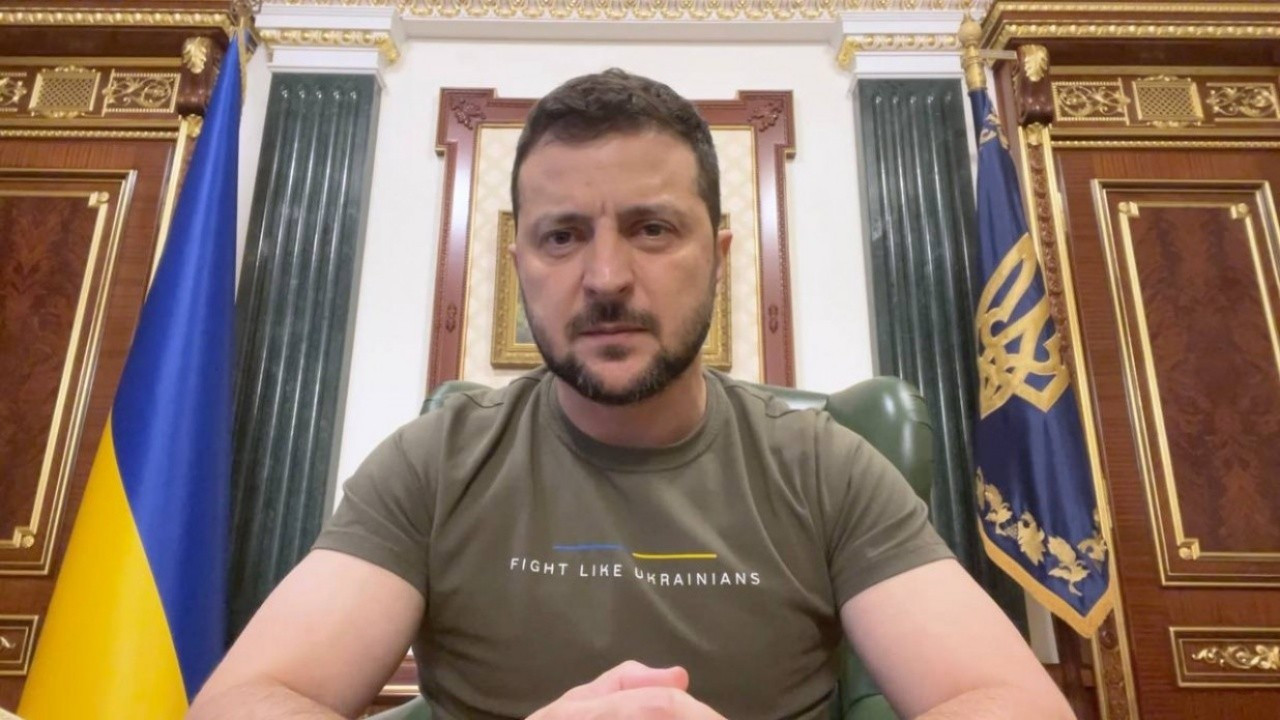 Zelenskiy'den Trump'a Enerji Resti: Rus Petrol Rafinerilerine Saldırılar Yeniden Başlıyor