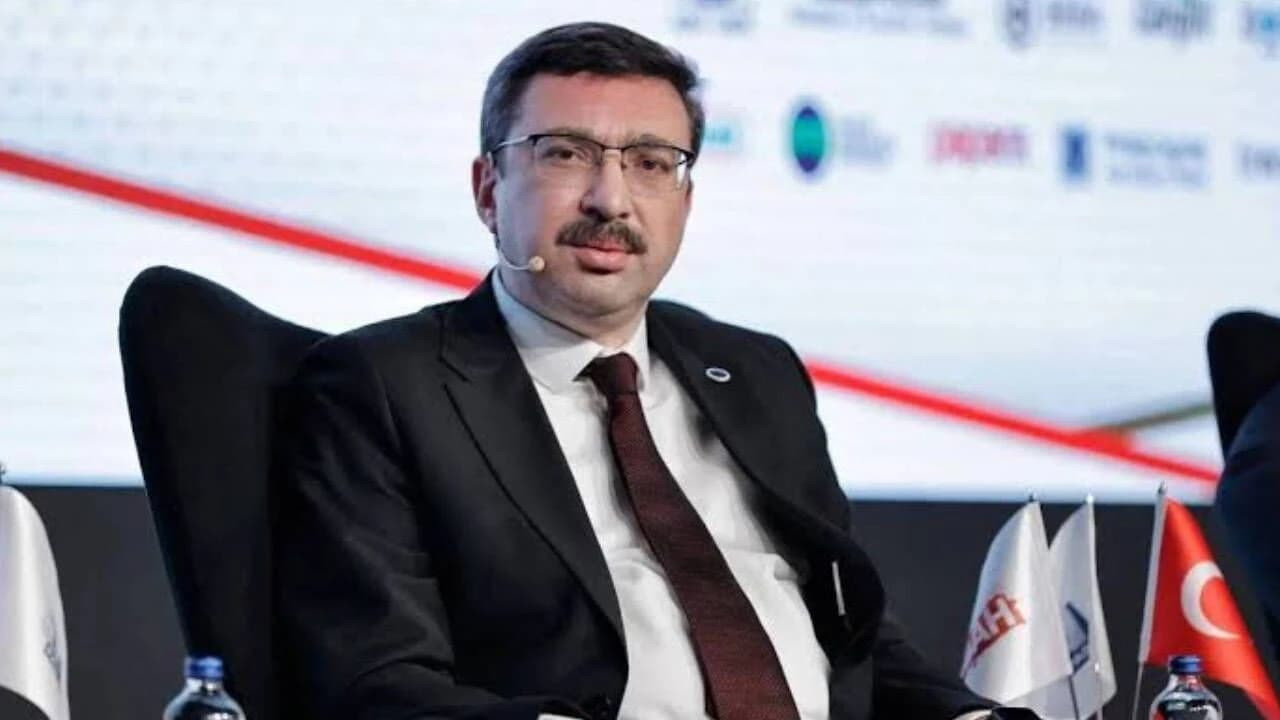 Bakan Mehmet Şimşek Eski SPK Başkanı İçin Teftiş Kurulu'nu Görevlendirdi