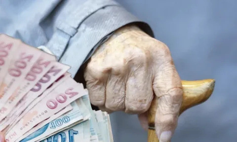 2026 Emekli Bayram İkramiyesi Ne Kadar Olacak? İlk Ödeme Ne Zaman? İşte Beklenen Takvim ve Zam Oranı