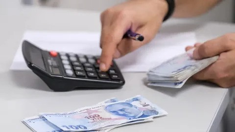 Kredi Karşılaştırma Siteleri Rehberi: Hangisi Ne İşe Yarar?