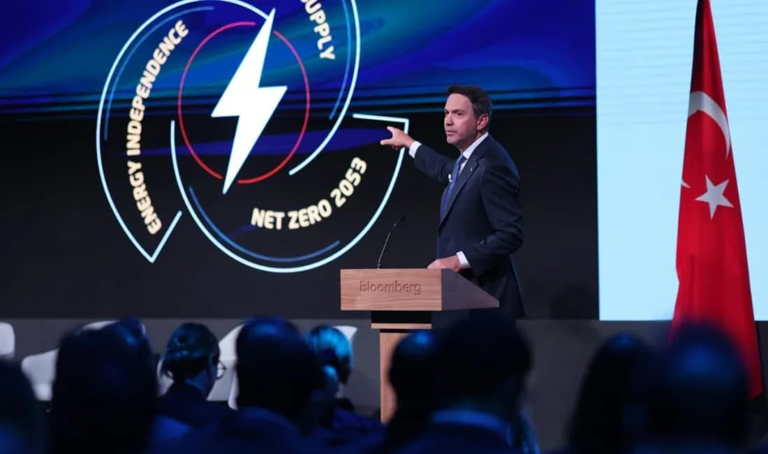 Bakan Bayraktar Açıkladı: Türkiye’de Elektrikli Araç Sayısı 2035'te 8 Milyonu Bulacak