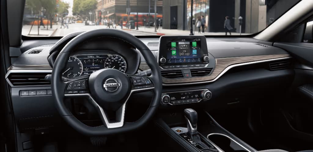 Nissan 34 Yıllık Efsane Modelinin Fişini Çekiyor! Üretimi Duracak