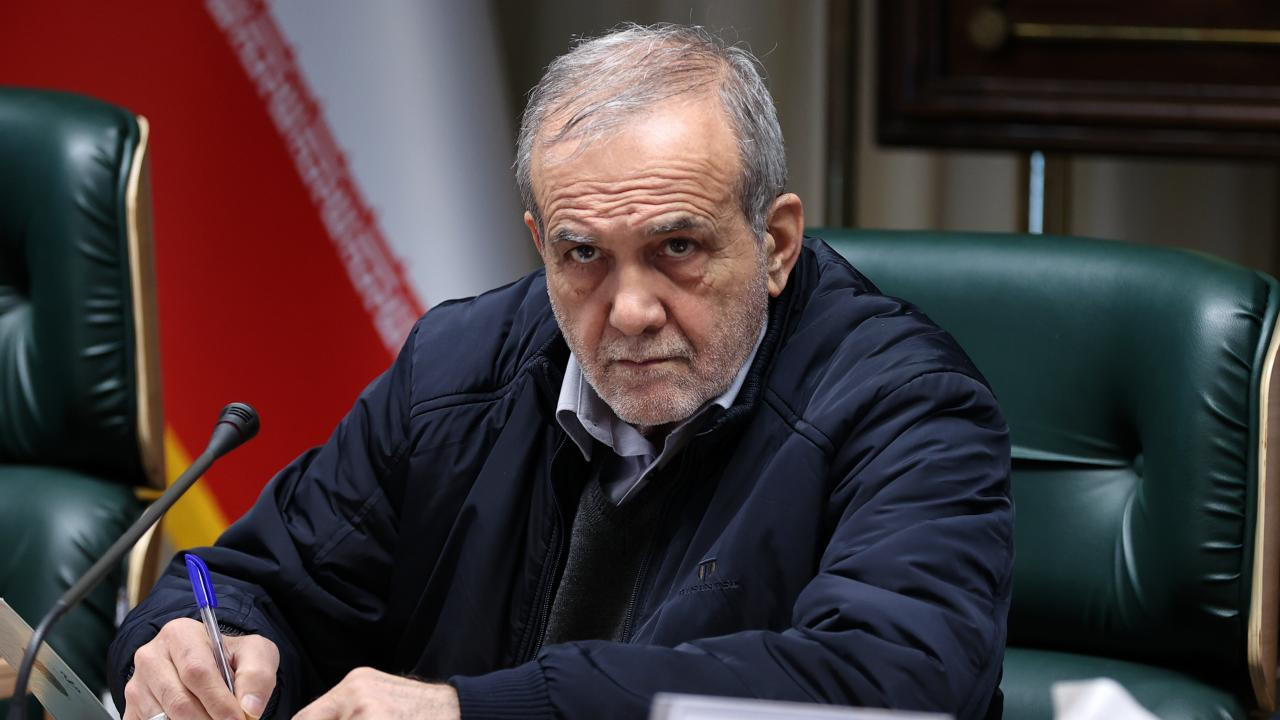 İran Cumhurbaşkanı'ndan Net Mesaj: Artık ABD'ye Güvenmiyoruz