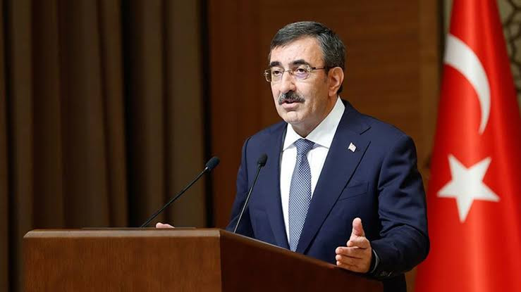 Yeni OVP Açıklandı: 2026 Büyüme Beklentisi %3,3, Enflasyon Tahmini %28,4 Oldu