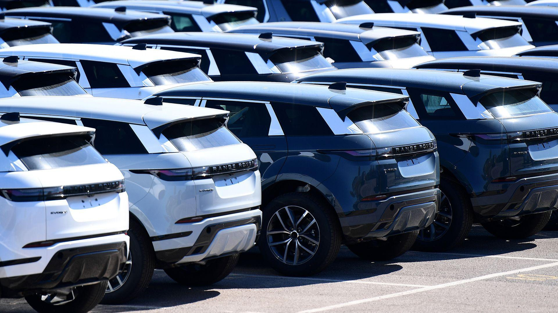 İngiliz Otomotiv Devi Jaguar Land Rover 4 Bin Kişiyi İşten Çıkarıyor